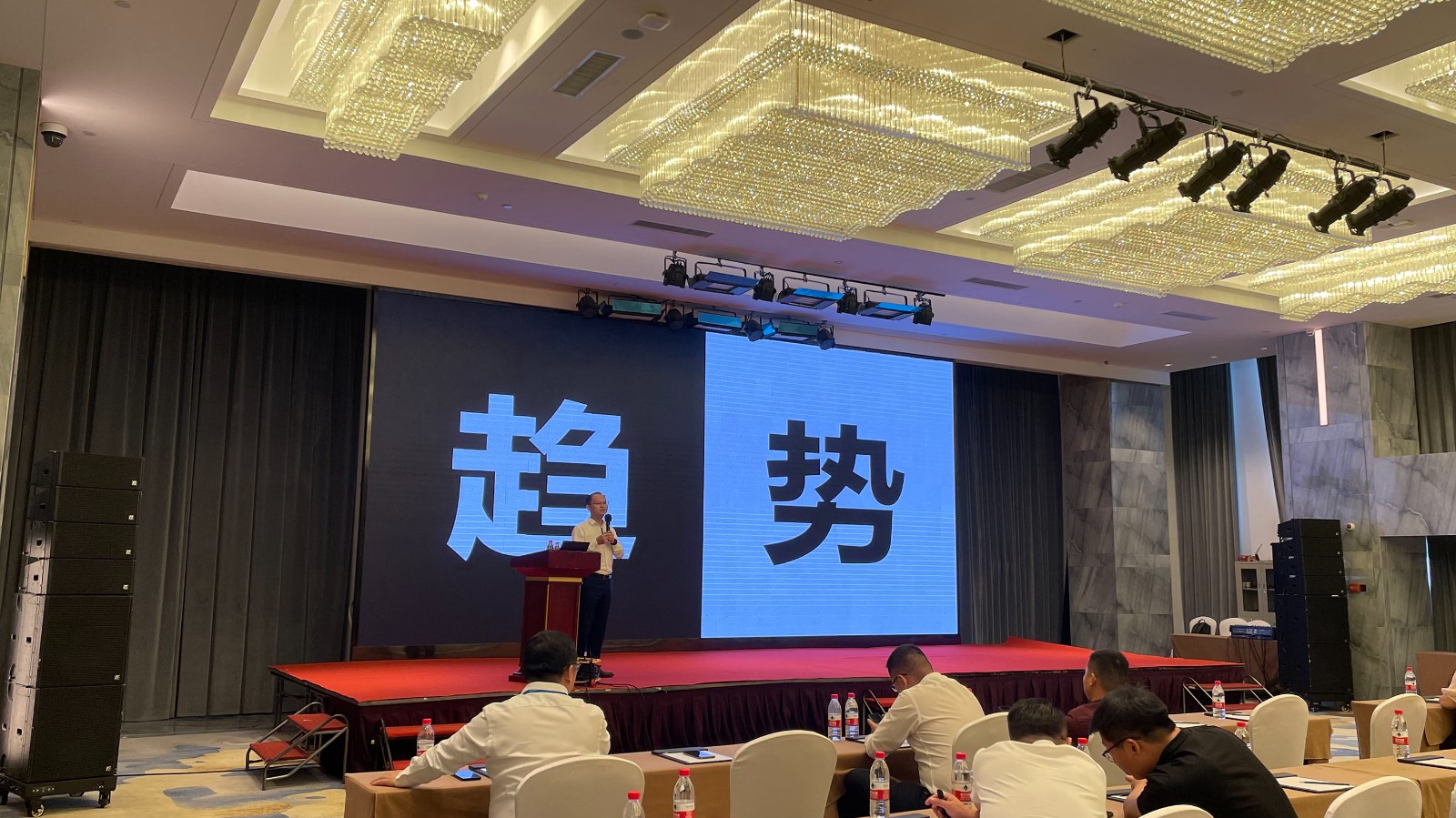 1632970365640413.jpg 9e020fc69c236d355b18e782066775e.jpg